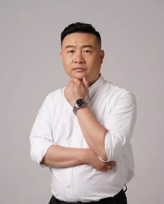 智者说||“川渝十大工业设计师”人物专访—廖大伟(图1) 智者说||“川渝十大工业设计师”人物专访—廖大伟(图1)